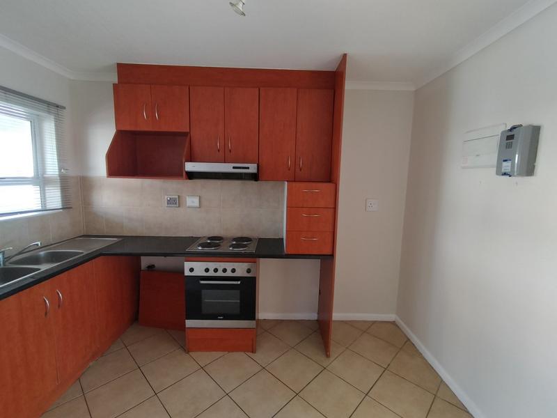 To Let 1 Bedroom Property for Rent in Gordons Bay Western Cape